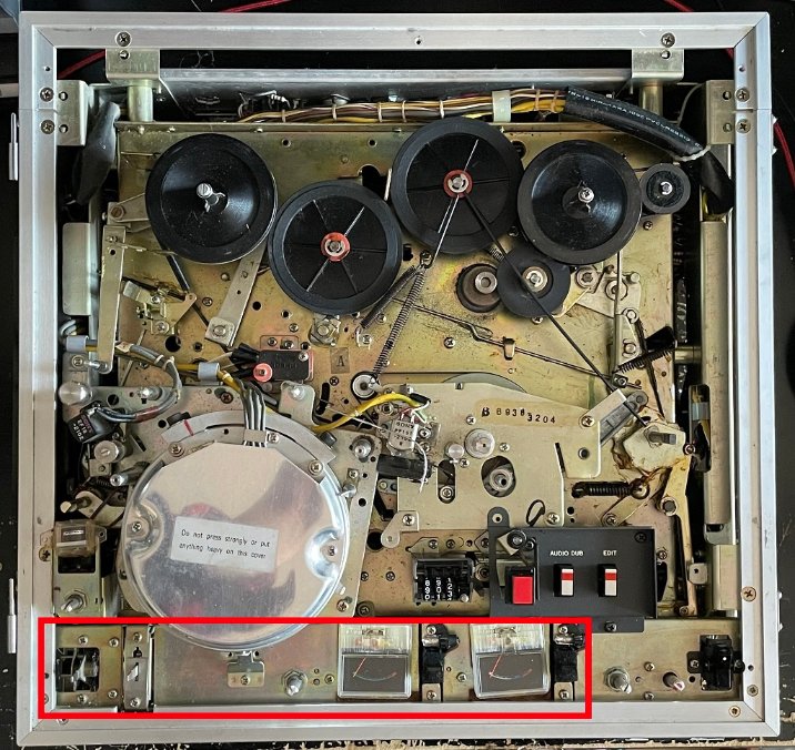 magneto_interieur_haut_switchs.jpg